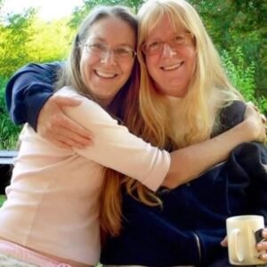 438215996 122145990962050854 7068000223155890954 N